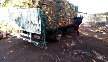 1001 barraca de leña - Las Piedras