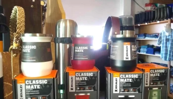 Agroveterinaria El Estribo - Avenue Jose Pedro Varela Agroveterinaria El Estribo - Avenue Jose Pedro Varela