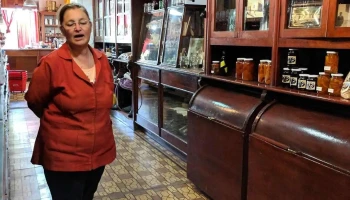 Almacén Cavalieri - Y De Almacén Cavalieri - Y De