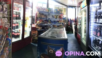 Almacén El Trébol. - 11700 Montevideo