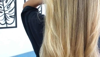 Angela L. Peinados - Av. Del Lago