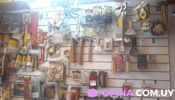 Barraca de maderas Dimaju - Paso De Los Toros Barraca de maderas Dimaju - Paso De Los Toros