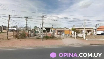 Barraca Pizarro - Av. Jose Gervasio Artigas Barraca Pizarro - Av. Jose Gervasio Artigas