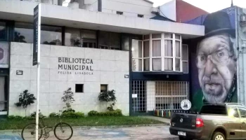 Biblioteca Municipal Felisa Lisasola - 50000 Salto