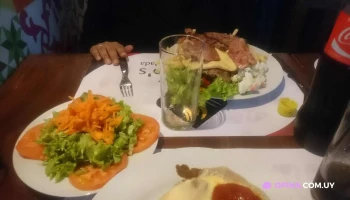 Cine Bar Parrilla Y Resto - Nueva Helvecia