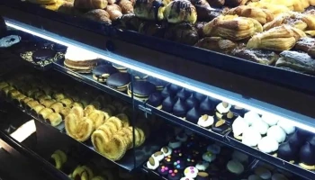 confiteria y panaderia Panne - Av. Bullrich