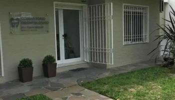 Consultorio Odontológico Iribarren - 16000 Atlántida