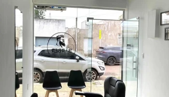 Cris Barber - 55000 Artigas Cris Barber - 55000 Artigas