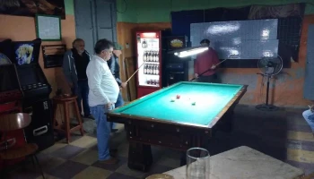 Custom bar - La Paz