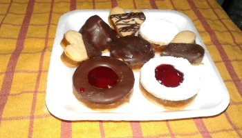 Evian. Elaboraciones Caseras - 85000 Trinidad Evian. Elaboraciones Caseras - 85000 Trinidad