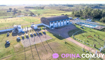 Gimnasio Municipal de Varela - José Pedro Varela Gimnasio Municipal de Varela - José Pedro Varela