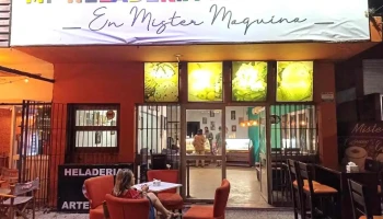 Heladería Cafeteria Artesanal (Mister Máquina) - Atlántida