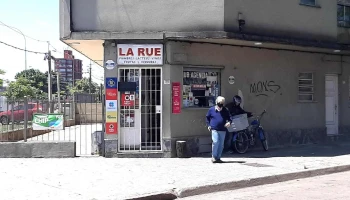 La Rue - 11800 Montevideo
