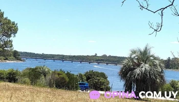 Licenciatura en Medios Audiovisuales de Bellas Artes. Ienba - UdelaR - Playa Hermosa Licenciatura en Medios Audiovisuales de Bellas Artes. Ienba - UdelaR - Playa Hermosa