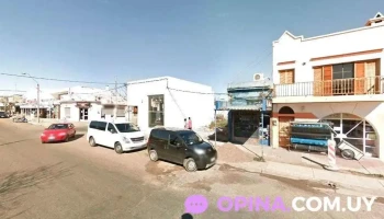 Lisandro traga leche - 65000 Fray Bentos Lisandro traga leche - 65000 Fray Bentos