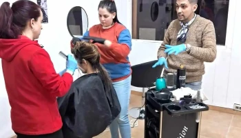 Marcos Gómez Urán Estilista Internacional Escuela de peluquería - 75400 José Enrique Rodó Marcos Gómez Urán Estilista Internacional Escuela de peluquería - 75400 José Enrique Rodó