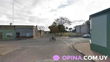 Mercado 3 Hermanos - 70100 Carmelo Mercado 3 Hermanos - 70100 Carmelo