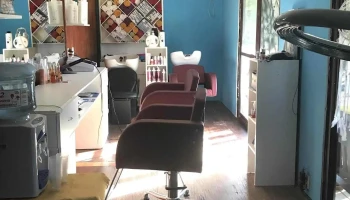 Peluquería La bBuena Onda - 45100 Centenario