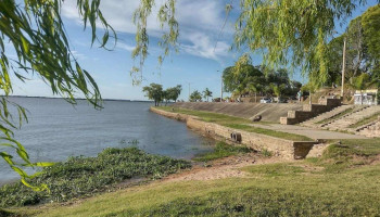 Plazoleta Tiradentes - Fray Bentos