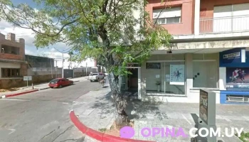 Veterinaria La Rural - 40000 Rivera Veterinaria La Rural - 40000 Rivera