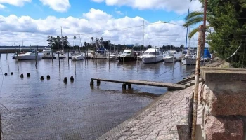 Yatch Club Uruguayo - Santiago Vázquez