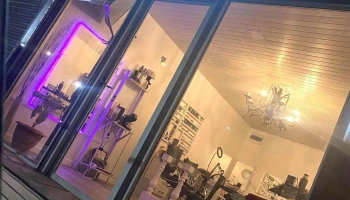 ᴄɪɴᴅʏ ᴀᴇꜱᴛʜᴇᴛɪᴄ ᴄᴇɴᴛᴇʀ (1) - 15500 Barros Blancos