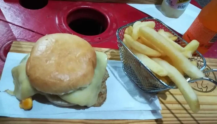 1890 Sandwicheria Rosticceria:  Comida Y Bebida - Restaurante de comida para llevar