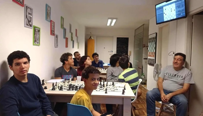 Academia de Ajedrez - nau64 chess club - Montevideo