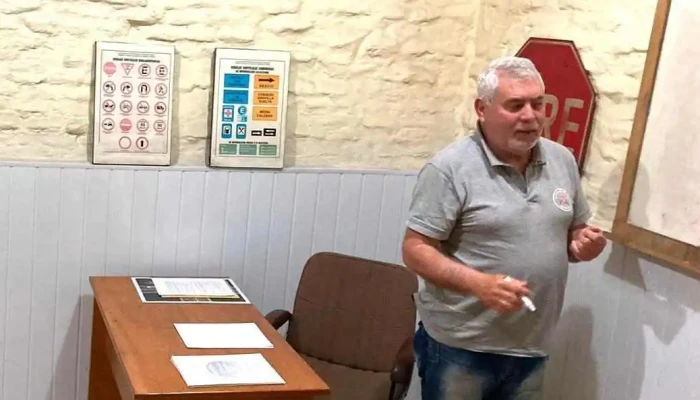 Academia De Choferes Agraciada -  Edificio - Montevideo