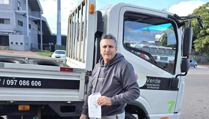 Academia De Choferes Luz Verde -  Videos - Montevideo