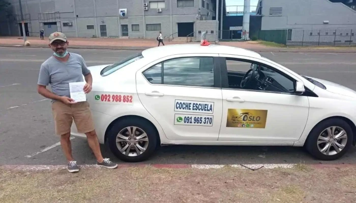 Academia De Chóferes Oslo - Montevideo