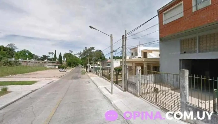 Academia de choferes tirolesa 1 - Montevideo