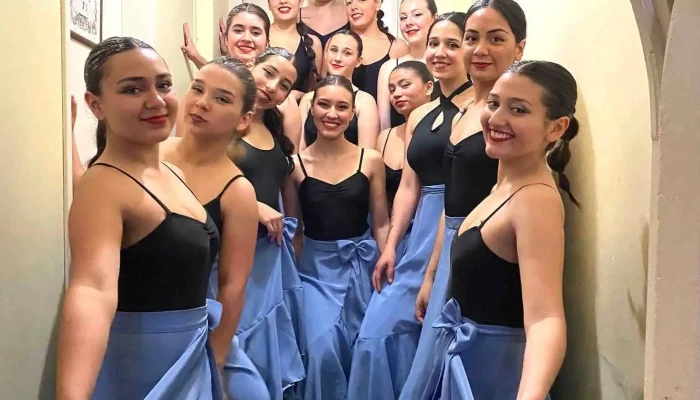 Academia De Danzas Lucía Tenca - Salto