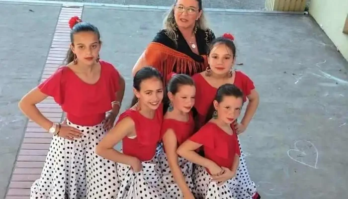 Academia de Danzas Marcela Cavallo - Salto
