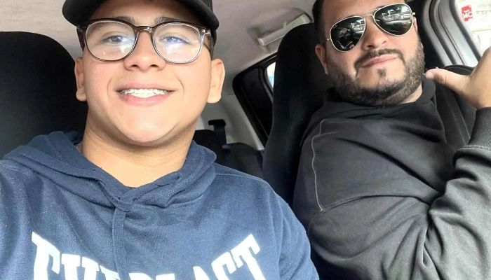 Academia Sol -  Cerca De Mi - Pando