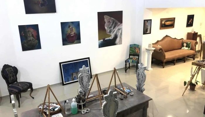 Academia Uruguaya De Las Artes -  Interior - Punta del Este