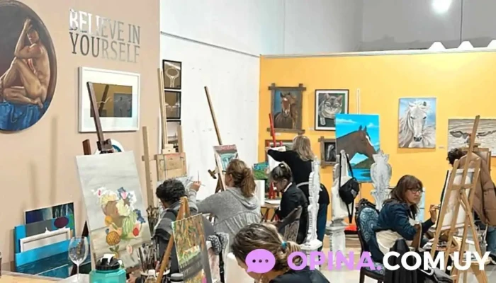 Academia Uruguaya de las Artes - Punta Del Este