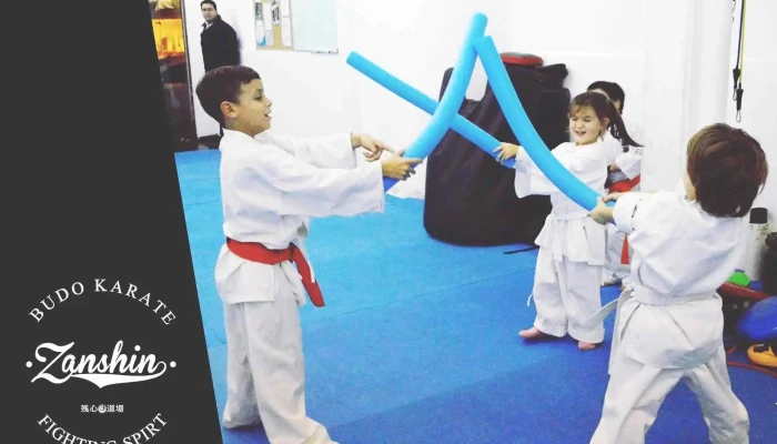 Academia Zanshin -    Fitness Martial Arts Sitio Web - Montevideo