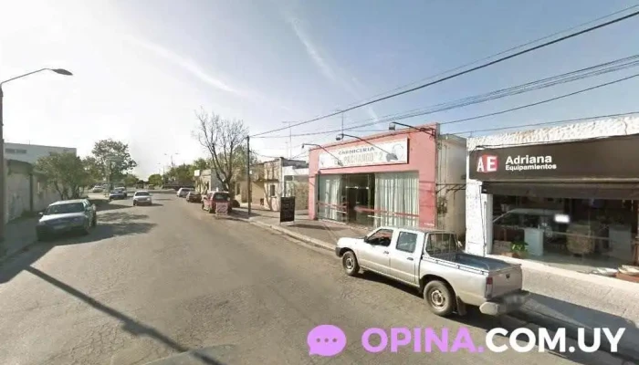 Adriana Equipamientos - 70600 Tarariras