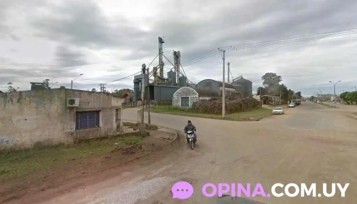 Agroveterinaria Conventos - 37000 Melo