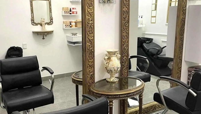 Alexis Dávila Estilista Unisex - 75100 Dolores