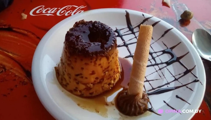 Alkala:  Flan - Restaurante