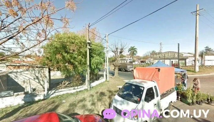 Almacén - Av. Jose Gervasio Artigas