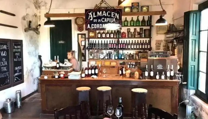 Almacen De La Capilla Bodega Cordano Vino