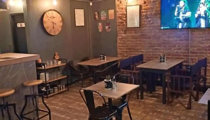 Alta Pizza Malvin:  Ambiente - Pizzería