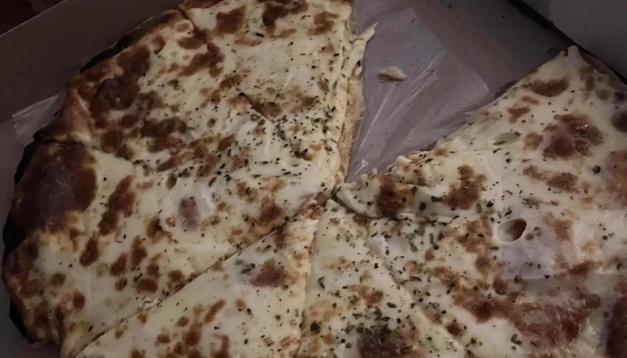 Alta Pizza Malvin:  Comentario 8 - Pizzería