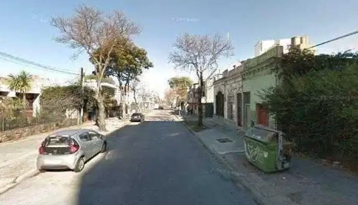 Alvares Buzio -  Telefono - Montevideo