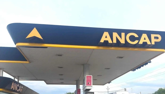 Ancap:  Comentario 4 - Gasolinera