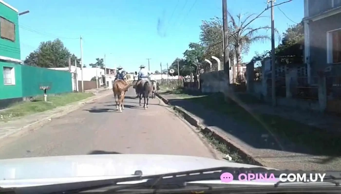 Ancap Tranqueras:  Videos - Gasolinera