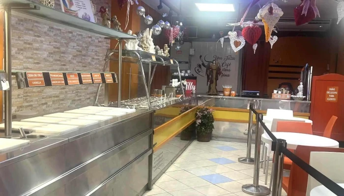 Angelote:  Buffet De Helados Comentario 7 - Heladería